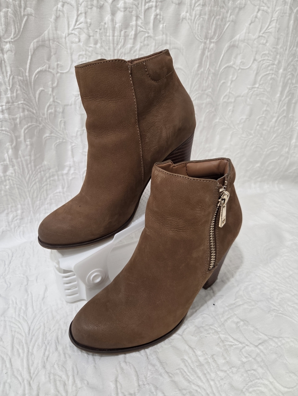 Aldo Women’s Brown Suede Ankle Boots - Chic Side Zipper Size 8